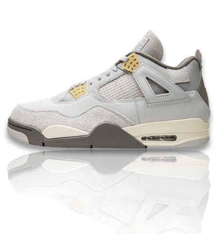 Air Jordan 4 Retro SE Craft Photon Dust